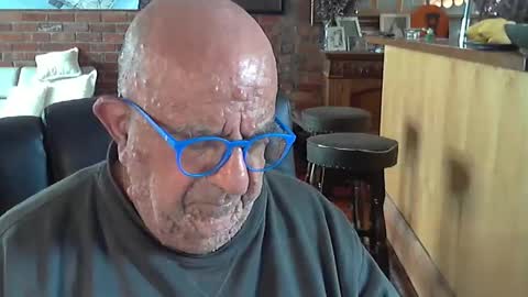 Snapshot of patvac chatting on October 2025 12:58:01 AM patvac online show from October 2025 12:58:01 AM