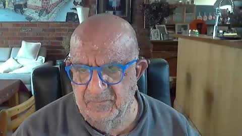 Snapshot of patvac chatting on October 2025 11:53:01 PM patvac online show from October 2025 11:53:01 PM