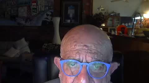 Snapshot of patvac chatting on November 2025 01:45:01 PM patvac online show from November 2025 01:45:01 PM