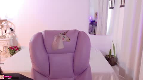 Sofa online show from June 2026 09:12:01 PM