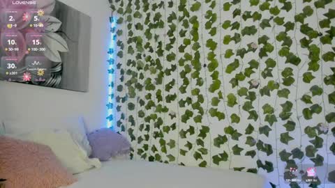 Snapshot of pau_delima__ chatting on February 2025 02:05:01 PM paulina online show from February 2025 02:05:01 PM
