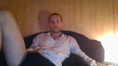 Snapshot of paueriwan chatting on March 2025 12:10:02 AM paueriwan online show from March 2025 12:10:02 AM