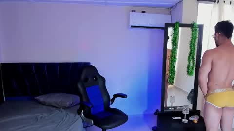 Paull George online show from December 2025 04:36:01 PM