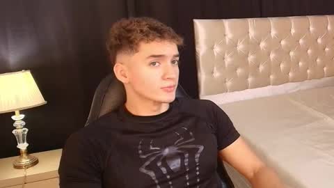 Snapshot of paul_george212 chatting on February 2026 03:33:01 PM Paull George online show from February 2026 03:33:01 PM