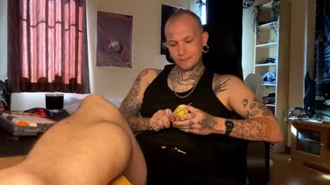 Snapshot of paul_razor chatting on February 2026 02:52:02 AM Paul online show from February 2026 02:52:02 AM