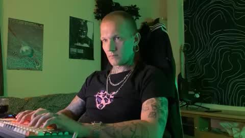 Snapshot of paul_razor chatting on March 2026 06:15:01 PM Paul online show from March 2026 06:15:01 PM