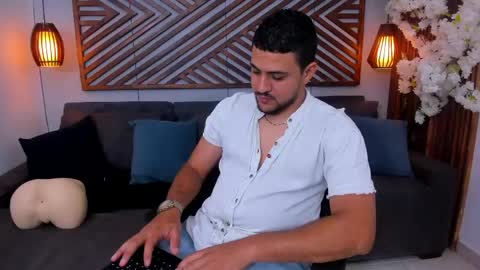 Paul Rivera online show from May 2026 01:21:01 AM