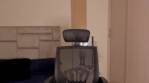 Snapshot of paul_roger chatting on January 2025 12:57:02 AM PAUL ROGER online show from January 2025 12:57:02 AM