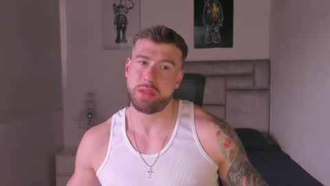 PAUL ROGER online show from June 2026 08:02:01 PM