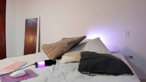 Snapshot of paula_perez07 chatting on December 2024 11:30:01 PM Paula perez - online show from December 2024 11:30:01 PM