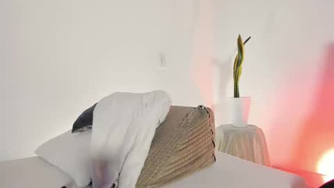 Snapshot of paula_perez07 chatting on November 2025 03:16:02 AM Paula perez - online show from November 2025 03:16:02 AM