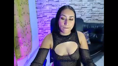 paula ross online show from May 2026 11:43:02 PM