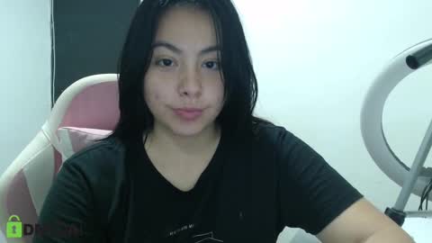 Snapshot of paula_torrez chatting on February 2025 05:31:01 AM paula_torrez online show from February 2025 05:31:01 AM