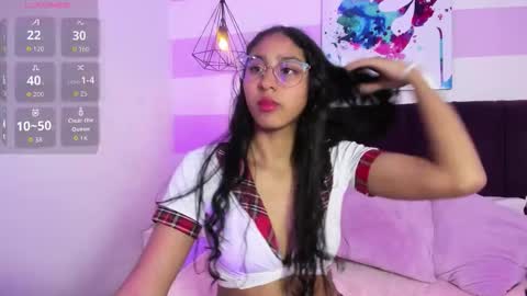 Snapshot of paulacastilla chatting on October 2025 06:17:02 PM Pau online show from October 2025 06:17:02 PM