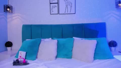 Snapshot of paulacastilla chatting on November 2025 02:07:02 PM Pau online show from November 2025 02:07:02 PM