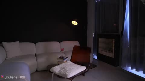 Paula online show from March 2026 09:19:02 PM