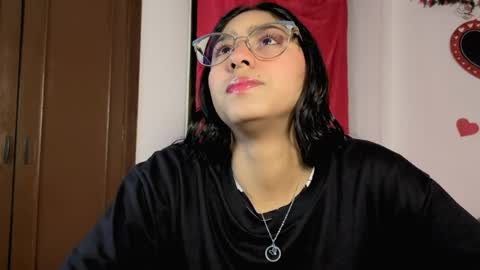 Paula  online show from May 2026 05:25:02 AM