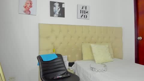 paul online show from February 2025 12:32:01 PM