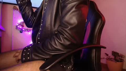 Snapshot of pauldocux_ chatting on December 2025 03:05:01 AM Paul Docux pdocux online show from December 2025 03:05:01 AM