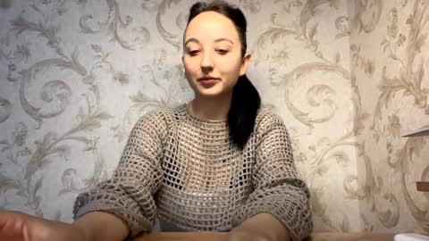 Luna Muna online show from December 2025 08:45:02 AM