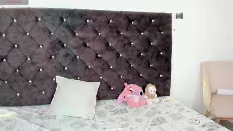  PAULETTE SWEET  online show from May 2026 08:16:01 PM