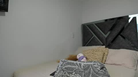 Paulina online show from May 2026 10:25:01 PM