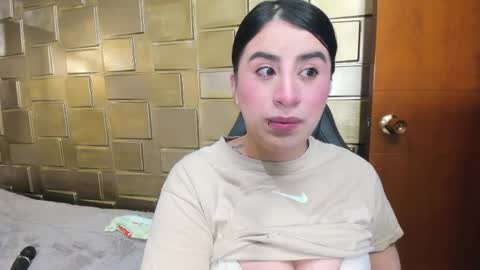 Snapshot of paulinabelen21 chatting on May 2026 04:09:02 AM paulinabelen21 online show from May 2026 04:09:02 AM