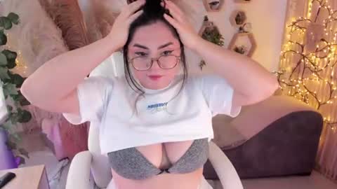 Estefania online show from July 2026 06:24:02 PM