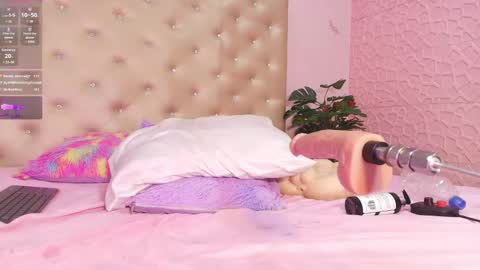 PaulinaSaennz online show from February 2025 06:44:02 PM