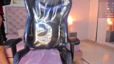 PaulinaSaennz online show from March 2026 12:00:01 PM