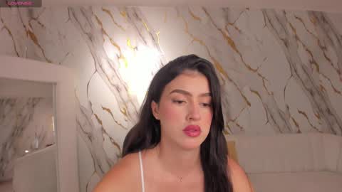 Paulina Santos  online show from October 2025 07:34:02 PM