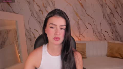 Paulina Santos  online show from October 2025 08:07:02 PM