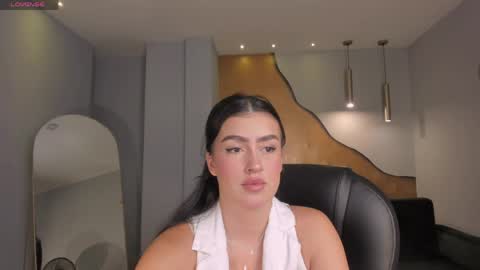 Paulina Santos  online show from May 2026 07:42:02 PM