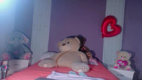 Snapshot of paulinawilliams chatting on February 2026 06:26:01 PM paulina online show from February 2026 06:26:01 PM