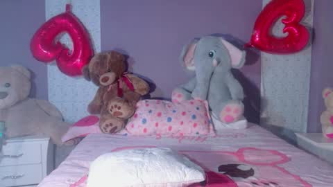 Snapshot of paulinawilliams chatting on February 2026 06:40:02 PM paulina online show from February 2026 06:40:02 PM