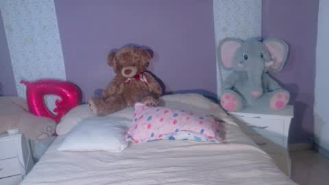 Snapshot of paulinawilliams chatting on March 2026 05:53:01 PM paulina online show from March 2026 05:53:01 PM