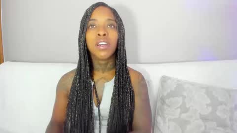 Pauline online show from September 2025 01:07:02 AM