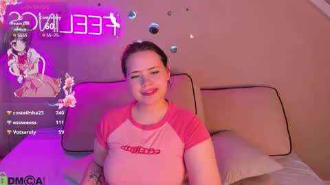 Snapshot of pauline_moore chatting on October 2025 09:26:02 PM Erica online show from October 2025 09:26:02 PM