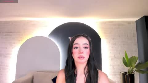Pauline Sanz online show from June 2026 07:30:02 PM
