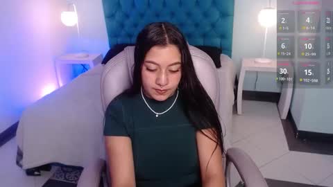 Snapshot of paulis_gh chatting on September 2025 01:22:01 PM Paula online show from September 2025 01:22:01 PM