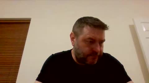 pauljr85 online show from May 2026 01:00:01 AM