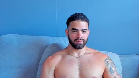 Snapshot of paulphoenix_ chatting on January 2025 10:25:02 PM Paul Phoenix online show from January 2025 10:25:02 PM