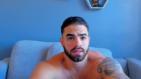 Snapshot of paulphoenix_ chatting on January 2025 09:32:02 PM Paul Phoenix online show from January 2025 09:32:02 PM