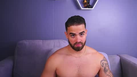 Paul Phoenix online show from November 2025 07:46:02 PM