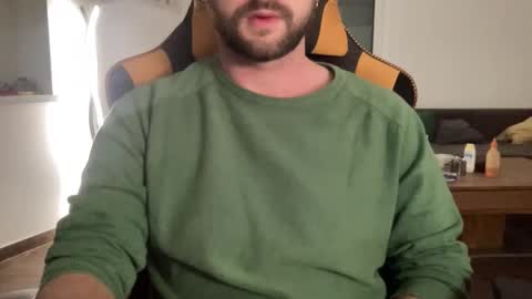 Snapshot of paulsimpsn chatting on September 2025 05:51:02 PM love bush online show from September 2025 05:51:02 PM