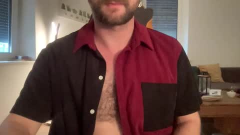 Snapshot of paulsimpsn chatting on November 2025 07:19:01 AM love bush online show from November 2025 07:19:01 AM