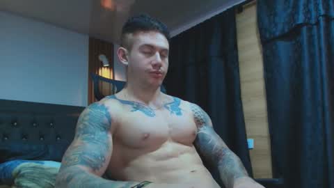 Snapshot of paulthompson_ chatting on February 2026 11:39:01 AM Paul online show from February 2026 11:39:01 AM