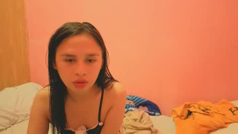 Snapshot of paume561662 chatting on February 2026 12:04:01 PM Pau hot online show from February 2026 12:04:01 PM