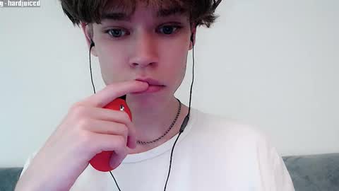 Snapshot of pawclaw chatting on October 2025 10:49:01 AM pawclaw online show from October 2025 10:49:01 AM