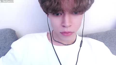 Snapshot of pawclaw chatting on October 2025 08:37:02 PM pawclaw online show from October 2025 08:37:02 PM